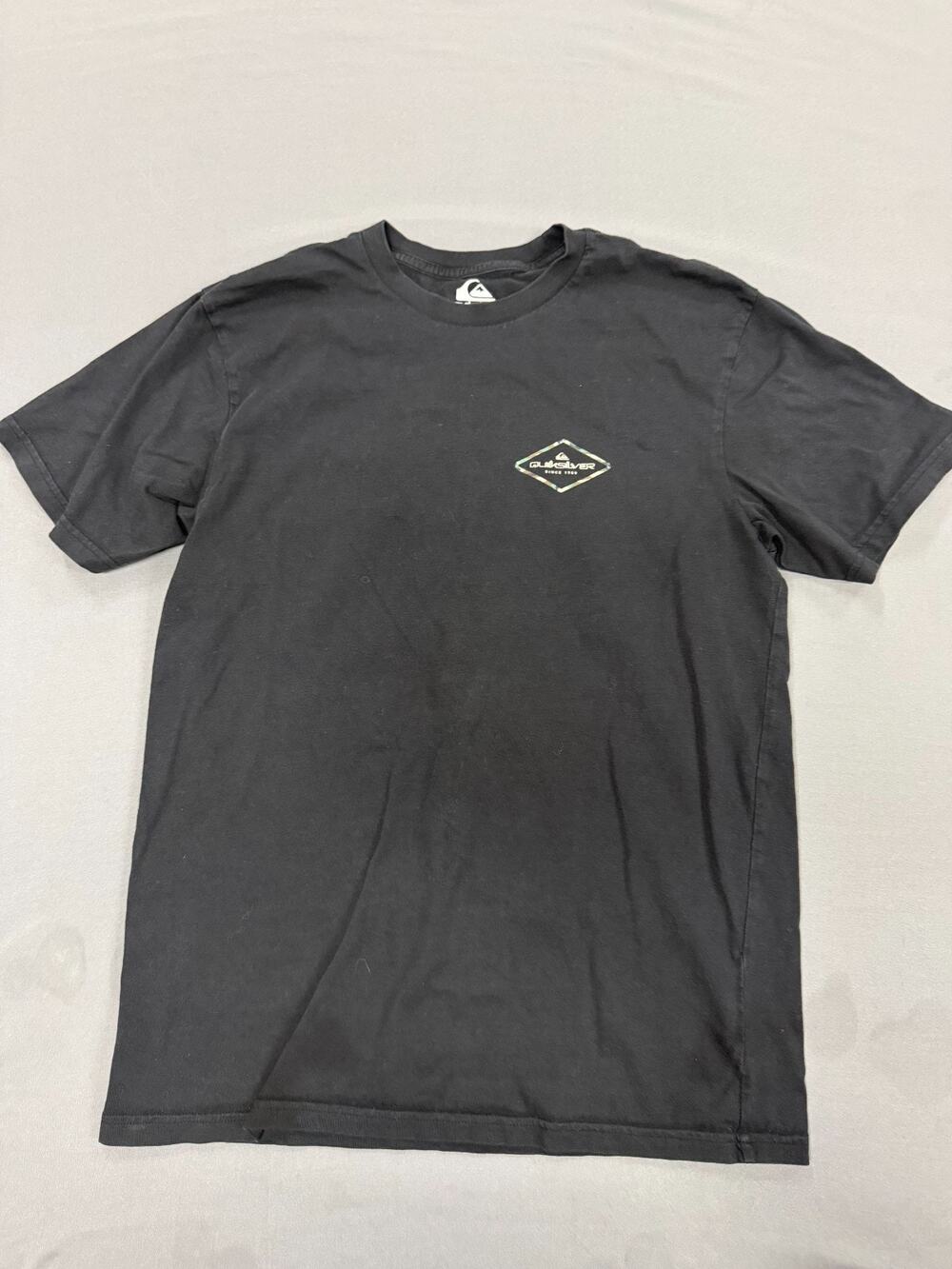 Quiksilver Men's Large Black T Shirt Short Sleeve Camo Logo Graphic Regular Fit